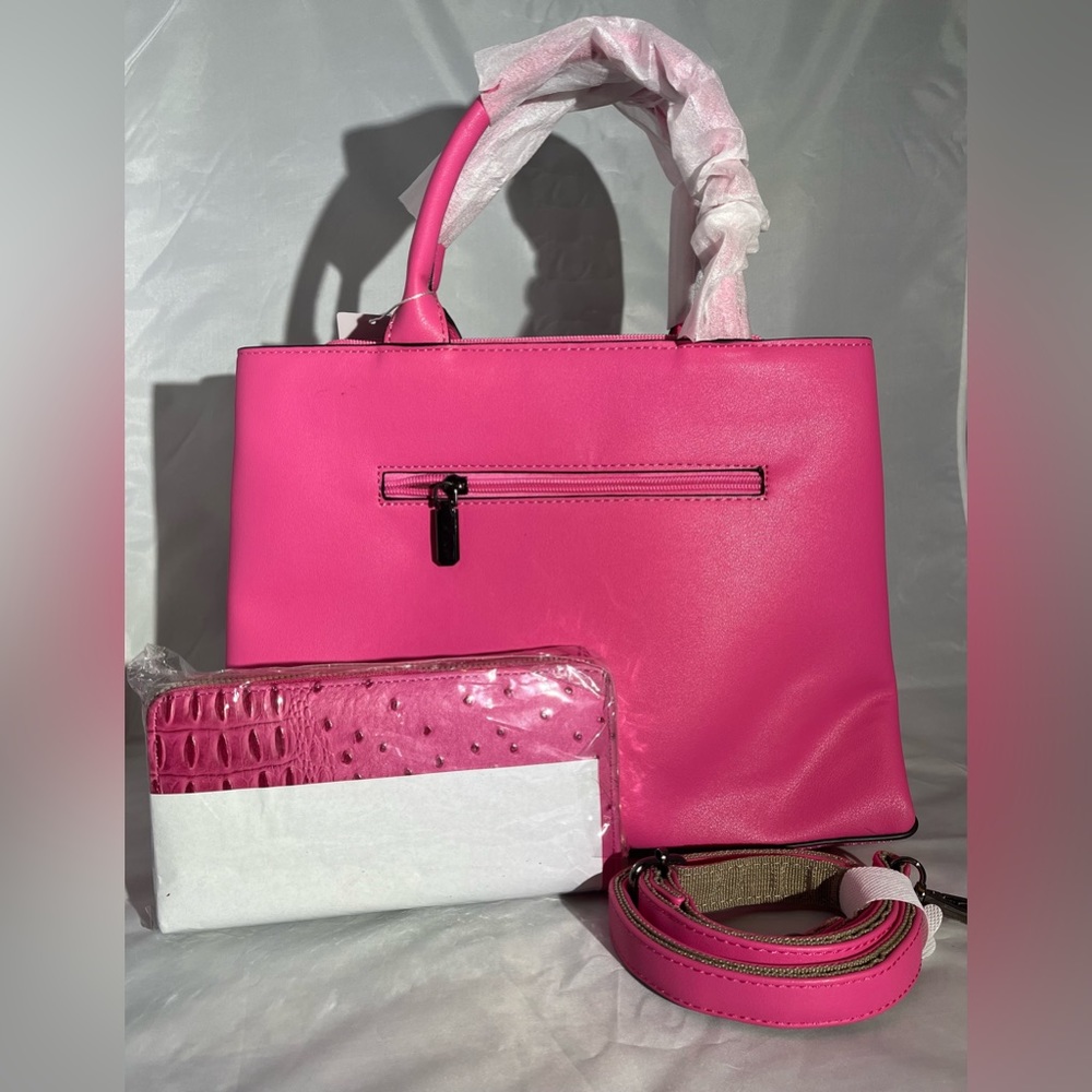 PINK BELT DESIGN HANDBAG